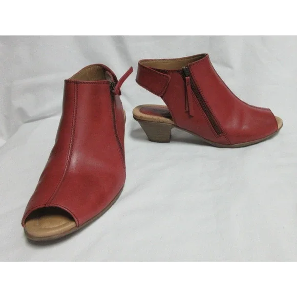 Earth Kristy Red Leather Booties Shoes Heels Sandals Women's 9B Peep Toe Zip - Picture 3 of 12